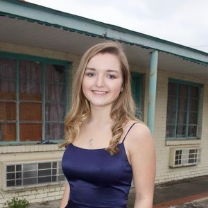 Meet your Posher, Natalie